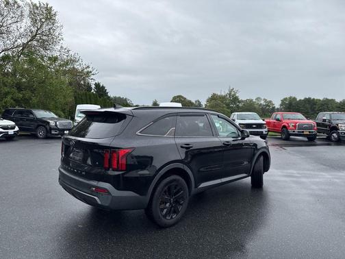 2021 Kia Sorento S