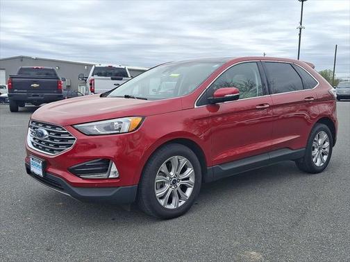 2021 Ford Edge Titanium