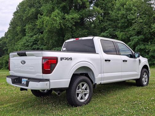 Oxford White 2026 Ford F-150 XLT