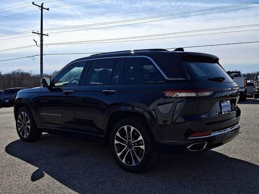 2023 Jeep Grand Cherokee 4xe Overland