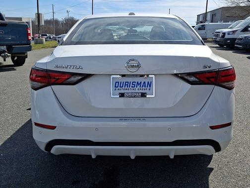 Aspen White Tricoat 2021 Nissan Sentra SV