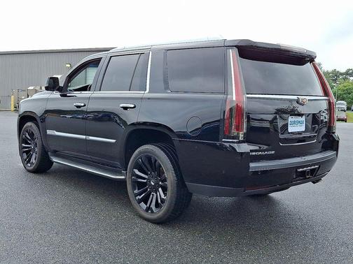 2018 Cadillac Escalade Luxury
