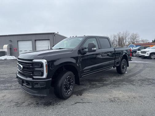 2025 Ford F-250 Platinum