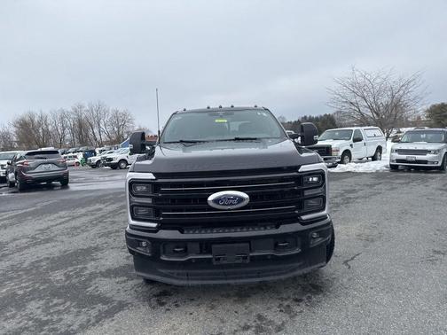 2025 Ford F-250 Platinum