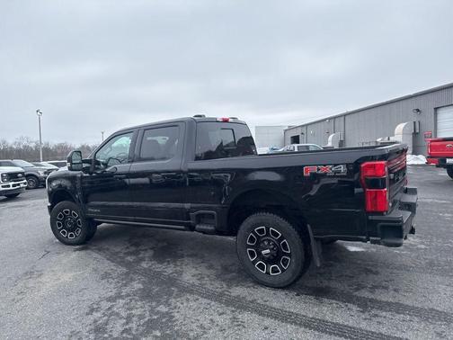 2025 Ford F-250 Platinum