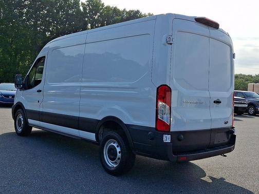 Oxford White 2024 Ford Transit-250 Base