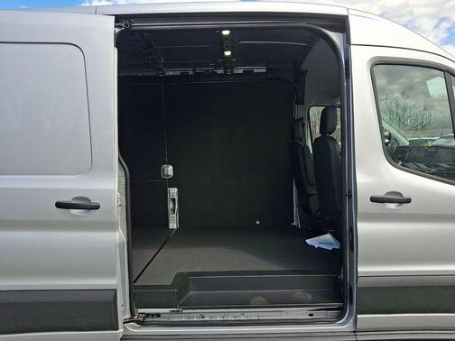 Ingot Silver Metallic 2026 Ford Transit-250 Base