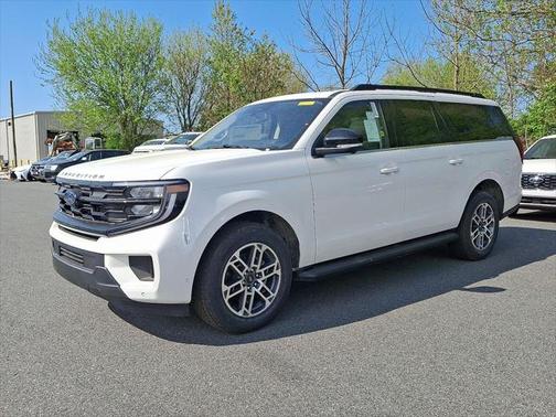 2025 Ford Expedition Max Active 4x4