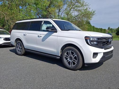 2025 Ford Expedition Max Active 4x4