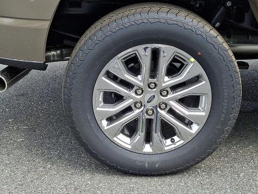 Marsh Gray 2026 Ford F-150 Lariat