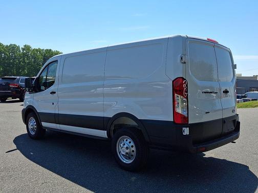 Oxford White 2026 Ford Transit-250 Base