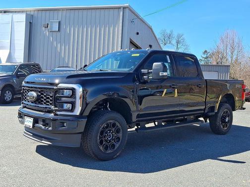 Agate Black Metallic 2026 Ford F-350 XLT