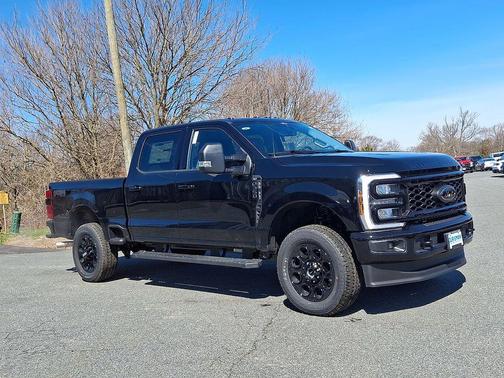 Agate Black Metallic 2026 Ford F-350 XLT