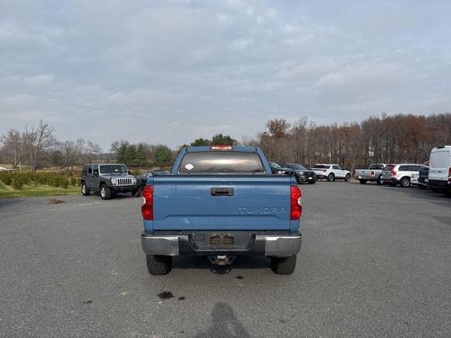 2020 Toyota Tundra SR5