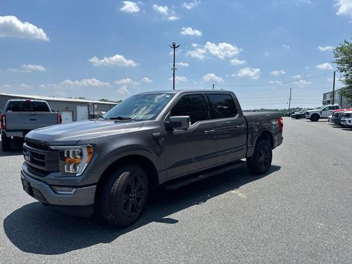 Carbonized Gray Metallic 2023 Ford F-150 Lariat