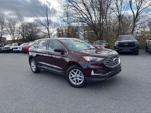 2022 Ford Edge SEL
