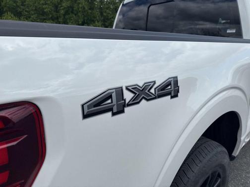 Star White Metallic Tri-Coat 2024 Ford F-150 Platinum