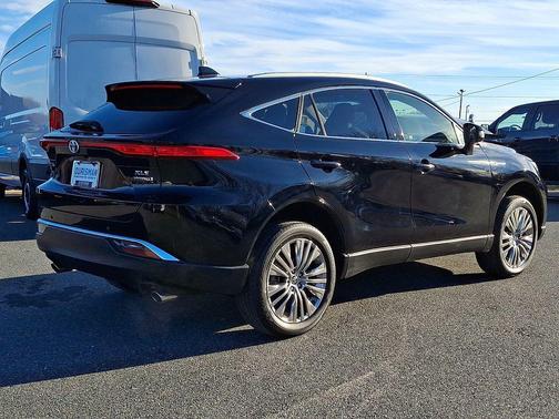 2021 Toyota Venza XLE