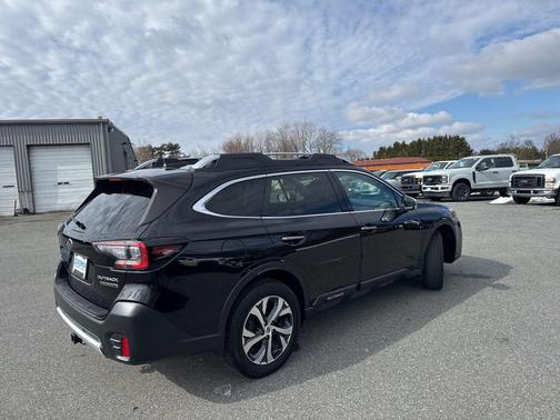 2020 Subaru Outback Touring XT