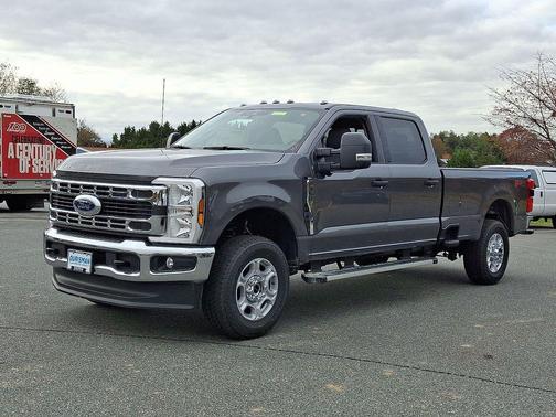 2026 Ford F-350 XLT