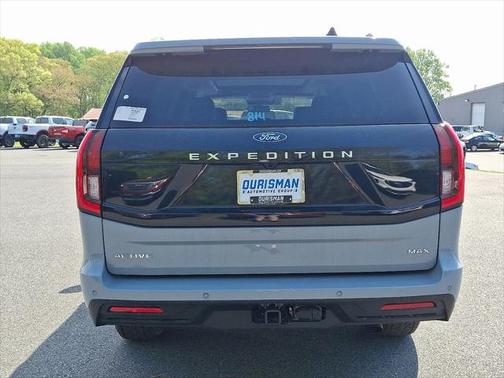 2025 Ford Expedition Max Active 4x4