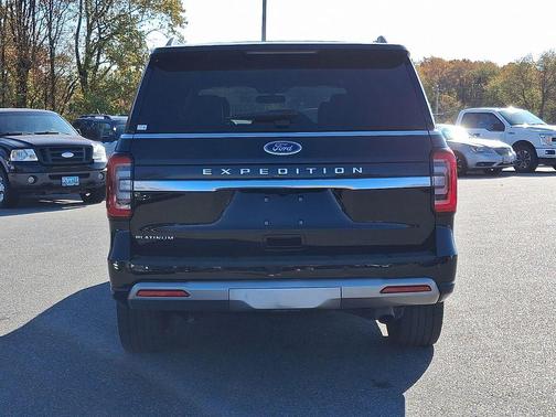 2024 Ford Expedition Platinum