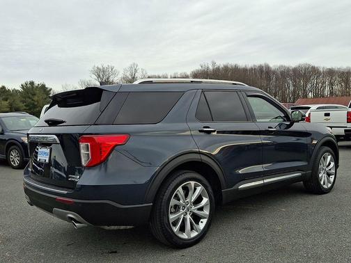 2022 Ford Explorer Platinum