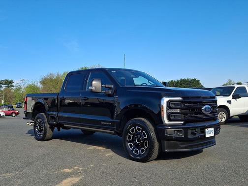 Agate Black Metallic 2025 Ford F-250 Platinum