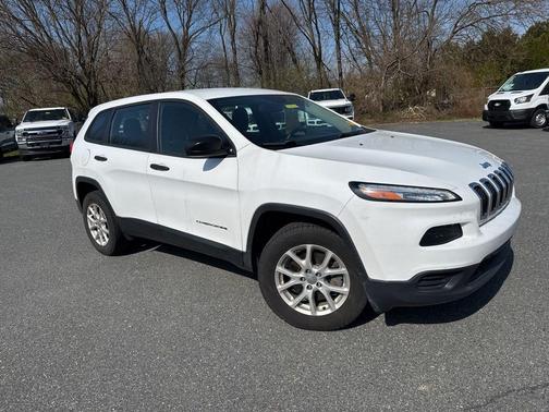 2017 Jeep Cherokee Sport