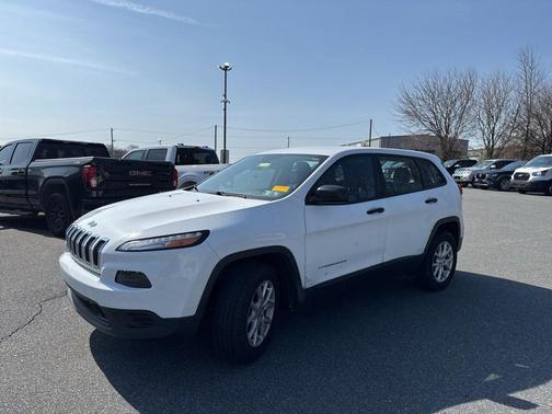 2017 Jeep Cherokee Sport