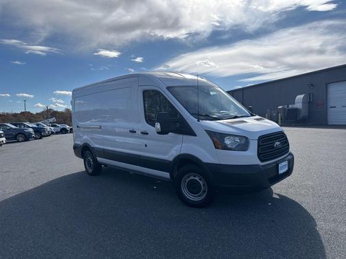 2017 Ford Transit-250 Base