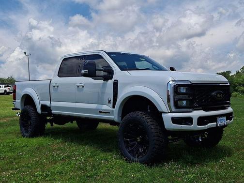 Star White Metallic Tri-Coat 2026 Ford F-250 Lariat