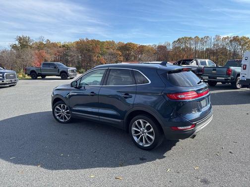 2015 Lincoln MKC Base