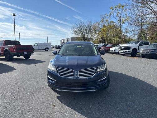 2015 Lincoln MKC Base