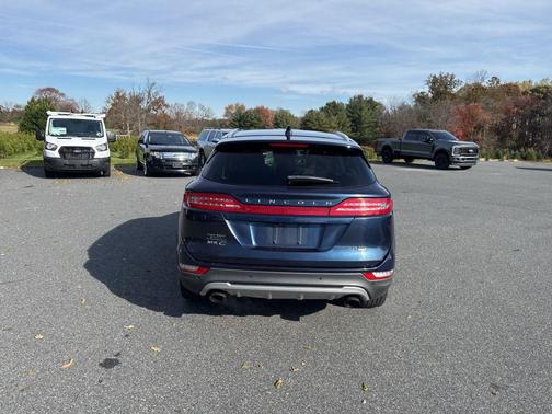 2015 Lincoln MKC Base