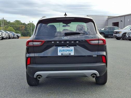 2025 Ford Escape PHEV SE
