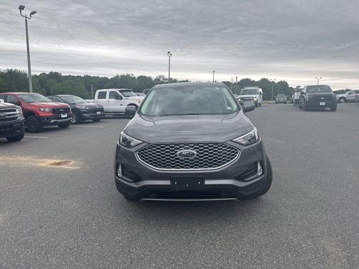Carbonized Gray Metallic 2023 Ford Edge SEL