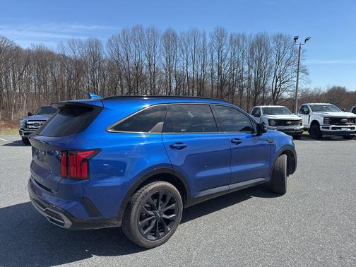 2022 Kia Sorento SX