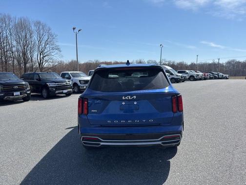 2022 Kia Sorento SX