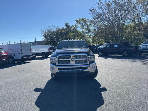 2017 RAM 2500 Tradesman Crew Cab 4x4 8' Box