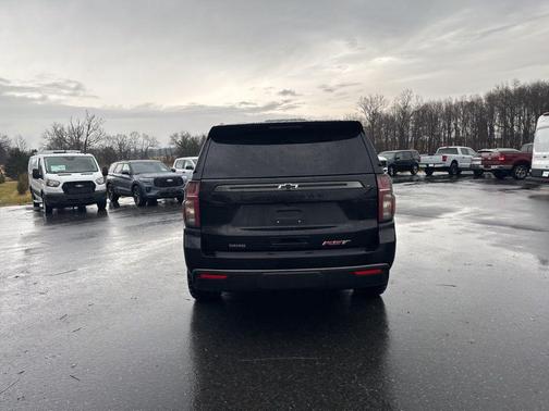 2022 Chevrolet Suburban RST