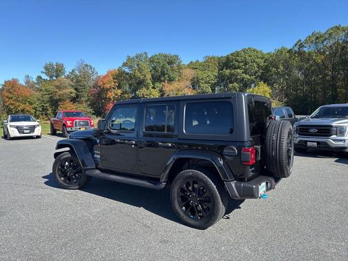 2022 Jeep Wrangler Unlimited 4xe Sahara