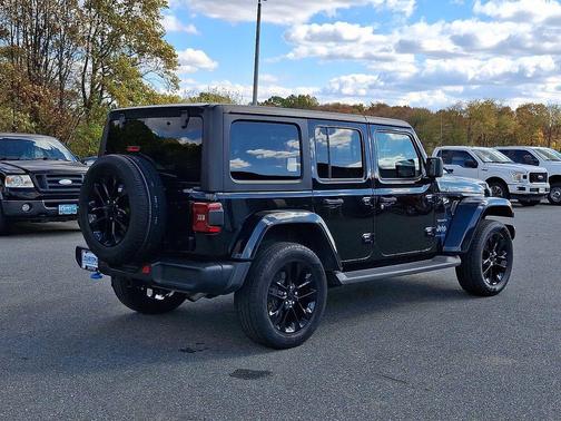 2022 Jeep Wrangler Unlimited 4xe Sahara