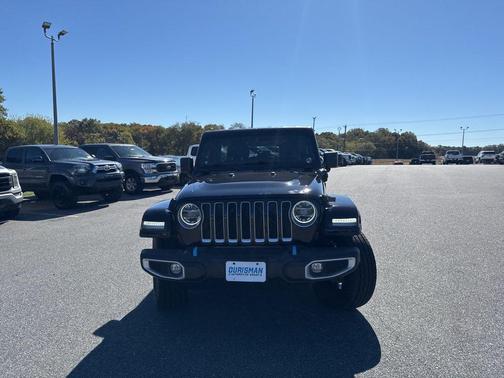 2022 Jeep Wrangler Unlimited 4xe Sahara