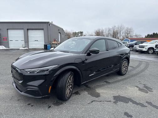 2024 Ford Mustang Mach-E Premium