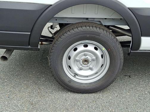 Oxford White 2026 Ford Transit-250 Base
