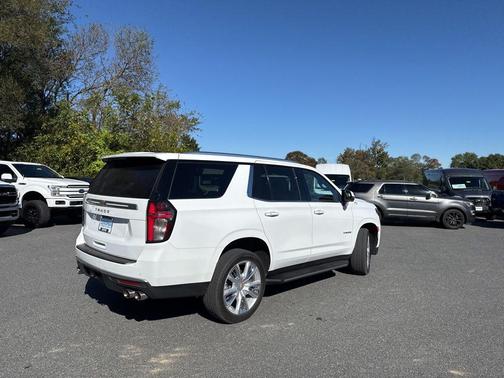 2024 Chevrolet Tahoe 4WD High Country