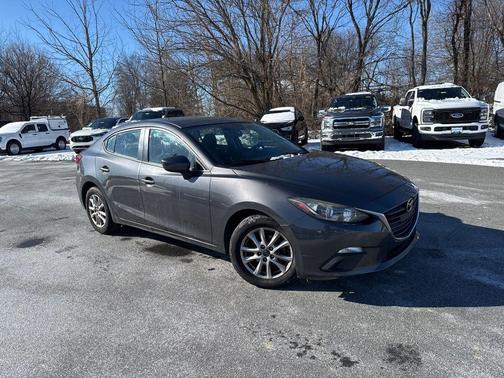2016 Mazda Mazda3 i Sport