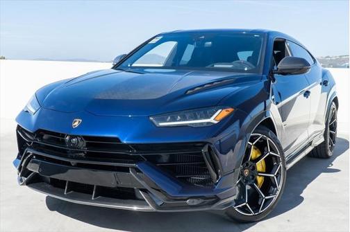 2023 Lamborghini Urus Performante