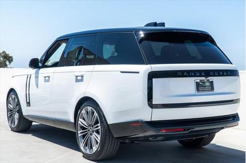 2025 Land Rover Range Rover SE